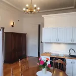 Apartment Prestige Piotrkowska 82 - Wyjatkowy Widok Na Deptak Lodz