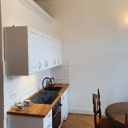 Appartement Prestige Piotrkowska 82 - Wyjatkowy Widok Na Deptak Łódź