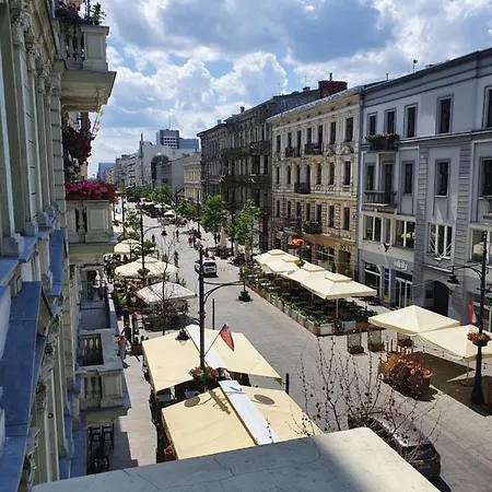 Daire Prestige Piotrkowska 82 - Wyjatkowy Widok Na Deptak 3*