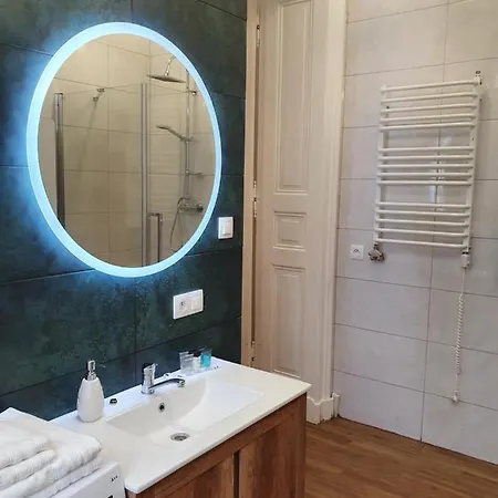 Prestige Piotrkowska 82 - Wyjatkowy Widok Na Deptak