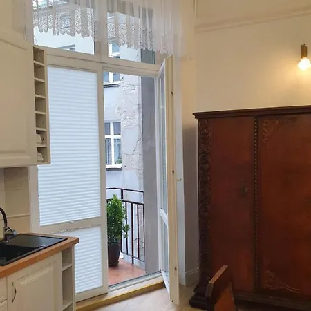 Prestige Piotrkowska 82 - Wyjatkowy Widok Na Deptak 3*