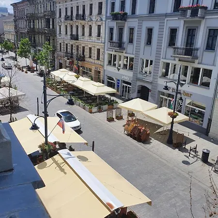 Prestige Piotrkowska 82 - Wyjatkowy Widok Na Deptak 3*