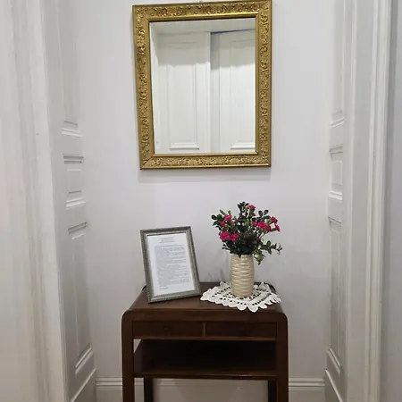 Prestige Piotrkowska 82 - Wyjatkowy Widok Na Deptak Apartment