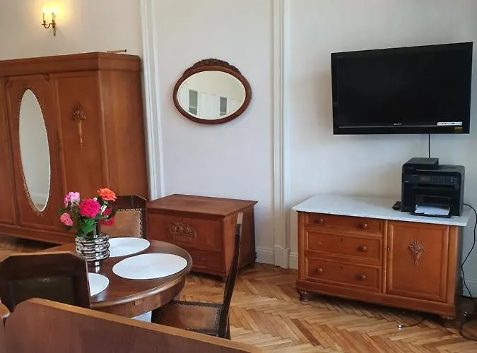 Appartement Prestige Piotrkowska 82 - Wyjatkowy Widok Na Deptak Łódź