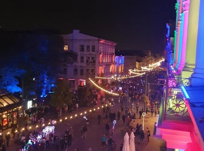 Prestige Piotrkowska 82 - Wyjatkowy Widok Na Deptak Łódź