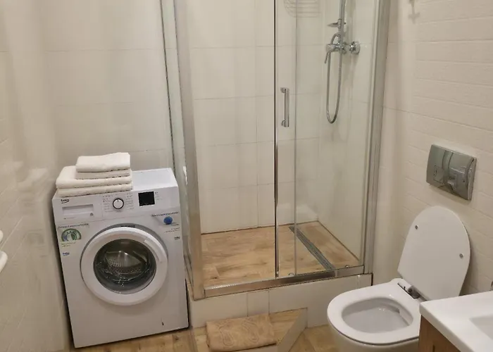 Prestige Piotrkowska 82 - Wyjatkowy Widok Na Deptak 3* Łódź